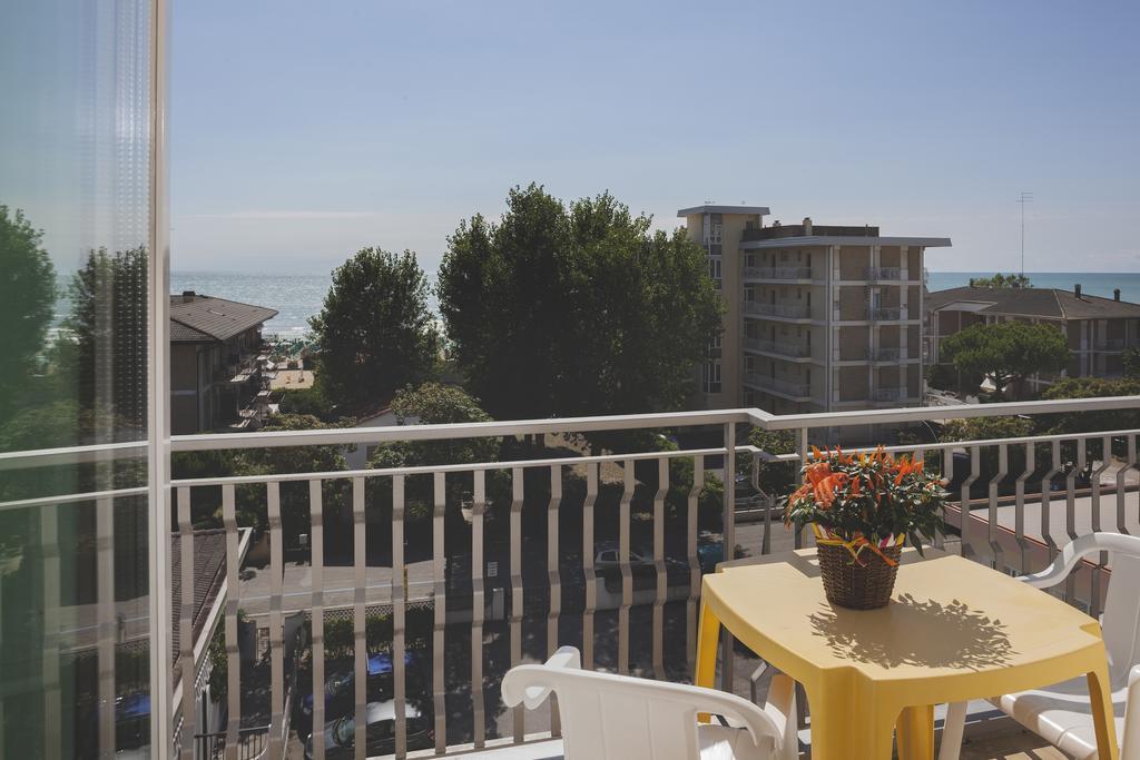 Acapulco Beach Lido di Jesolo Luaran gambar